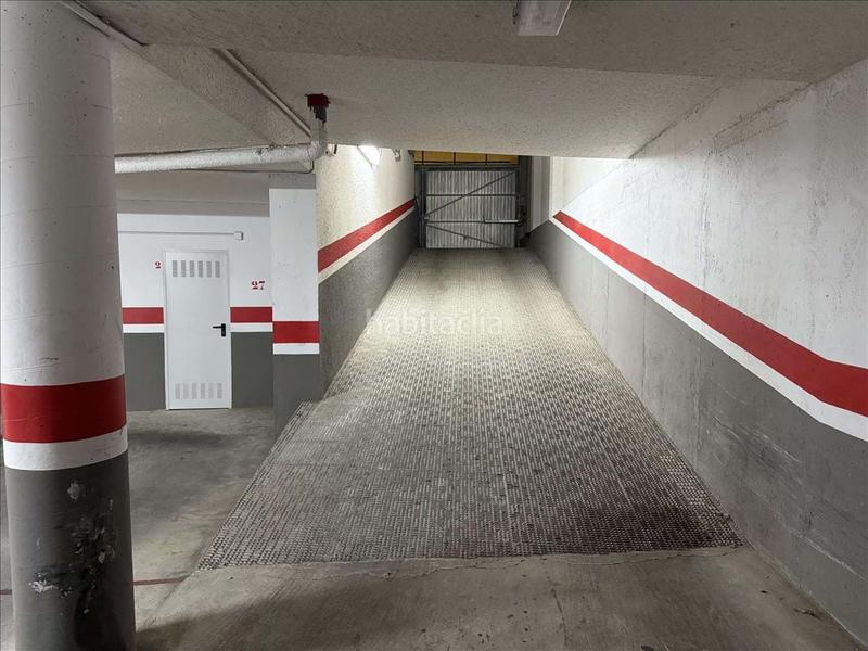 Foto f2396f08-333e-4e64-b4fb-a3b8aeabc74a. Parking coche en Real de Gandía