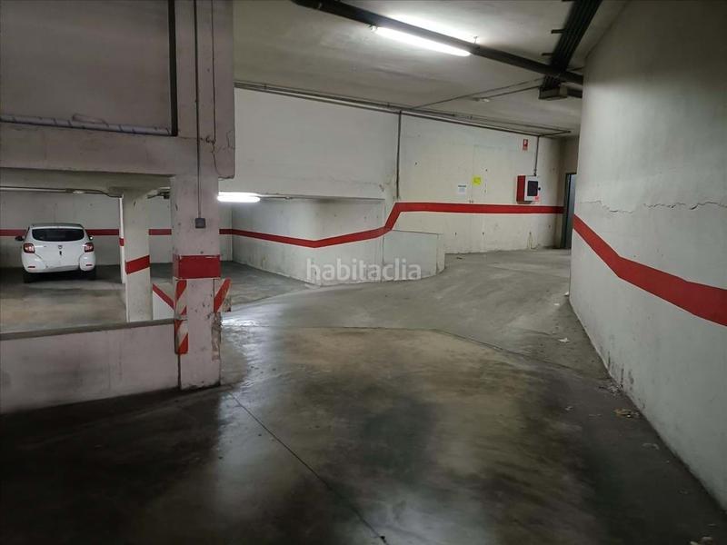 Foto 133c963b-7fb4-4a78-991f-b58dfc096192. Parking coche en Cheste