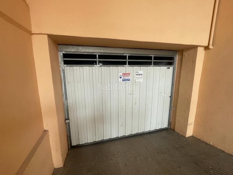 Foto e331ba7c-7b4d-4090-8860-41fdff4fb5ed. Parking coche en Cheste