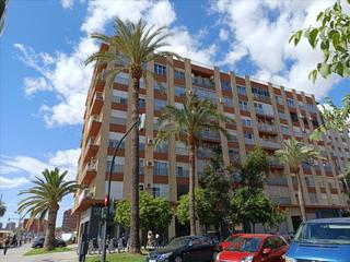 Parking coche en Sant Marcel·lí