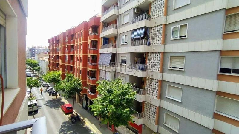 Foto d8ef1f10-75b0-4305-a64a-50effa3d323b. Pis a Corea Gandia