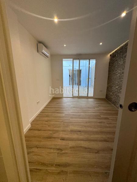 Foto 733fc7e1-e8e1-4266-873b-e863d2f3ceb0. Lloguer pis a carrer de calixt iii a La Petxina Valencia