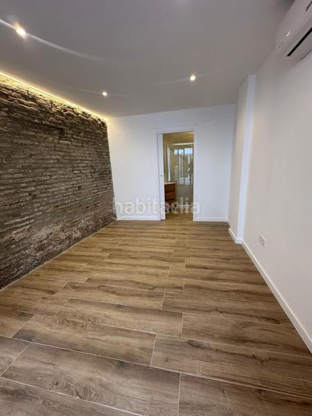 Foto 8580632d-63b6-4cfd-8fa4-006039ed59c2. Lloguer pis a carrer de calixt iii a La Petxina Valencia