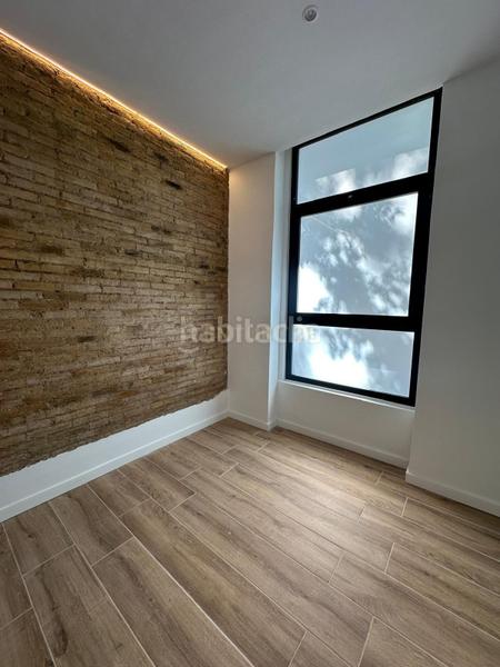 Foto 88bfd2be-aa2d-4de9-8225-af4e3cb8ed2c. Lloguer pis a carrer de calixt iii a La Petxina Valencia