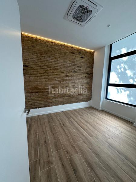 Foto c3548845-58d2-4cdd-98c4-9d3bcd63d15b. Lloguer pis a carrer de calixt iii a La Petxina Valencia