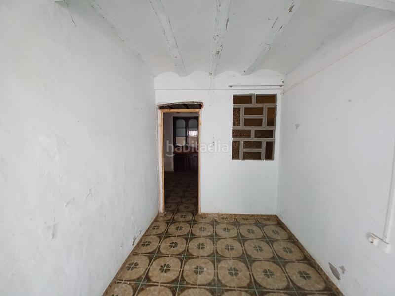 Foto 680f0c06-c604-4bc9-98d4-8c3f85e8d64d. Casa en calle diseminados 306 escalera 1 planta planta baj en Requena