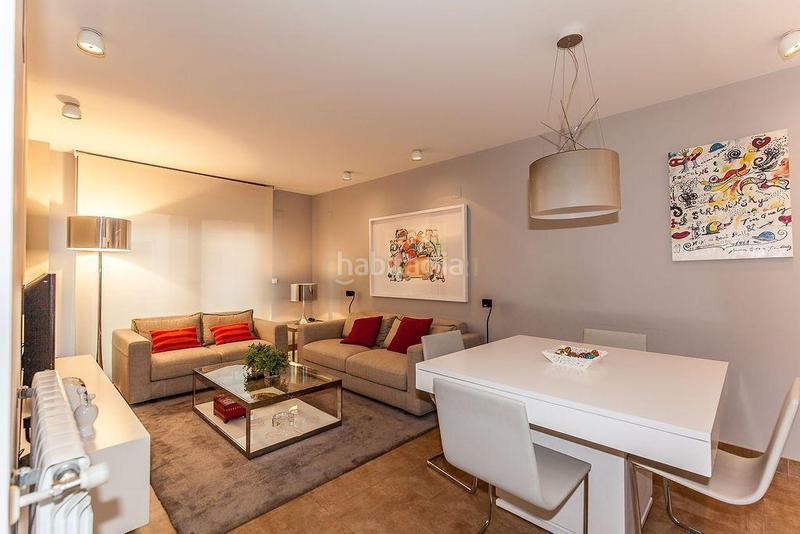 Foto 70ec77e5-30ed-4cc9-9fd0-825e8d134b47. Alquiler piso en carrer valència en La Constitución-Canaleta Mislata