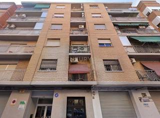 Etagenwohnung in Cl poeta serrano clavero,10 esc:1 pl:5 pt:14 valència (valencia/