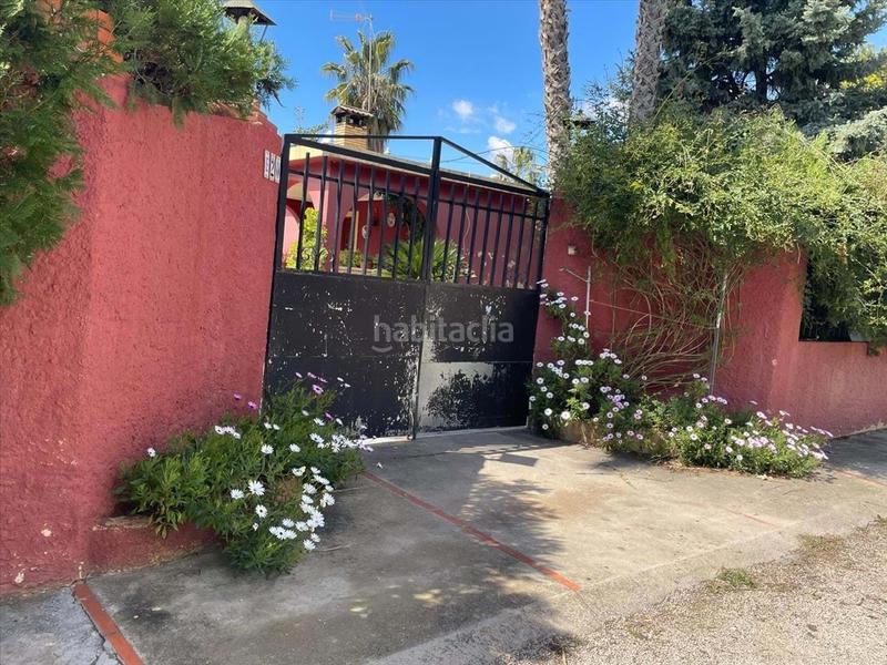 Foto 0a6594d7-859a-4c0b-8ae2-aa3940590005. Casa a muntanya verda a Olocau