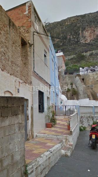 Foto b254606f-510b-4c7d-9835-34cb34bd6350. Pis a montaña a pueblo de Cullera Cullera