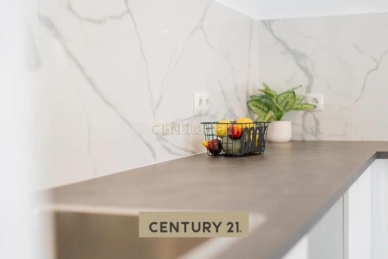 Foto 5ae82a96-6e6b-4b72-b811-0aa42d994125. Rent flat in escultor frechina in L´Hort de Senabre Valencia