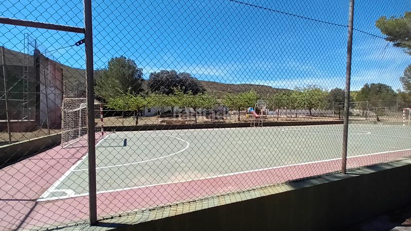 Foto edc02ba9-8d74-4efd-9609-02ff53ef53d5. Terreno residencial en llanorel en Macastre