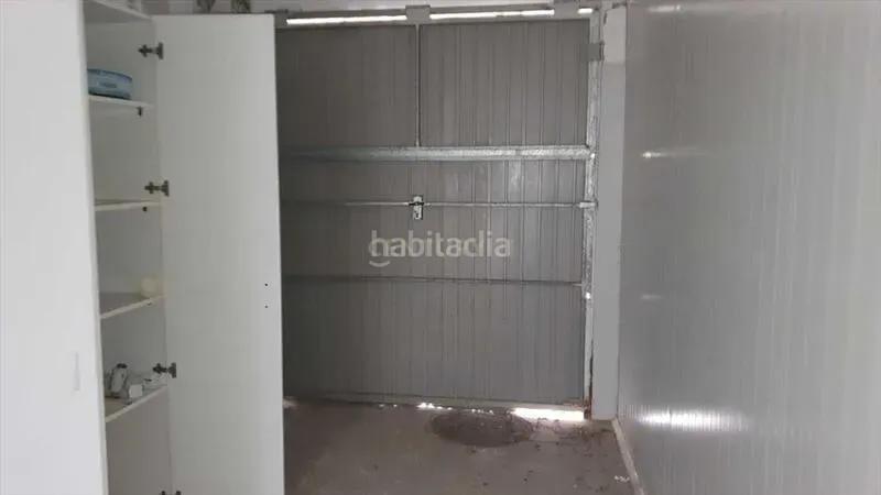 Foto 21b55974-a952-4ab1-93e7-1f242c55810c. Local comercial a ferrocarril dalcoi 25 27 a Germaníes - Juzgados Gandia