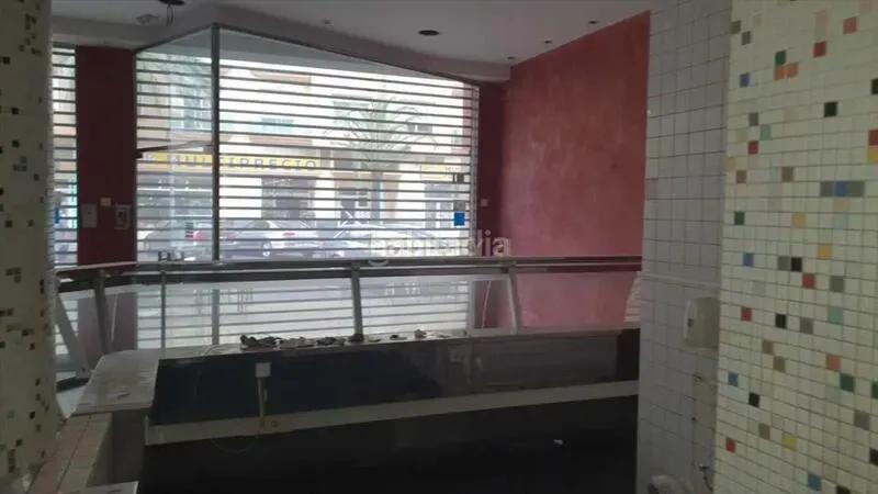 Foto 3fd60229-a592-417f-a962-72ecbb214b6b. Local comercial a ferrocarril dalcoi 25 27 a Germaníes - Juzgados Gandia