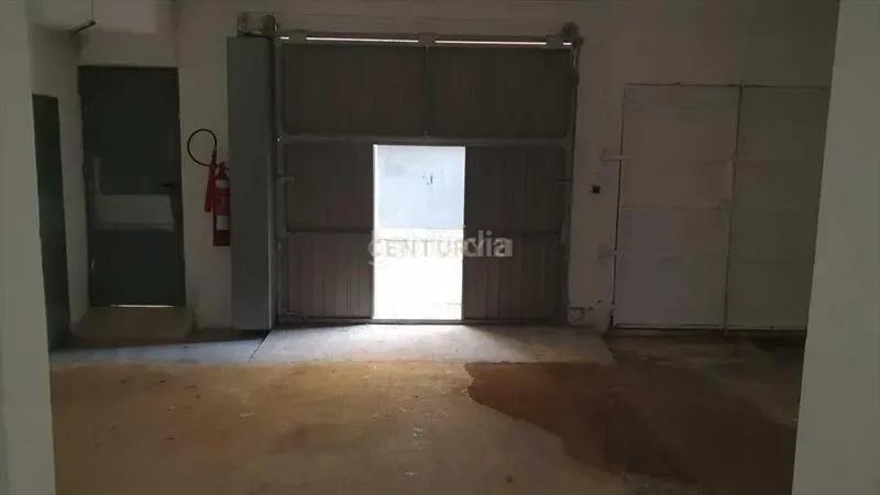 Foto 90f4eba8-37cf-40d7-8ec9-6a3327104a60. Local comercial a ferrocarril dalcoi 25 27 a Germaníes - Juzgados Gandia