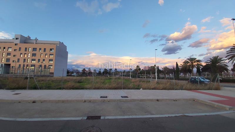 Foto 1c58c916-420d-4284-8d7e-8cd263515247. Terreno residenziale in avda vespasiano gonzaga c/c av palmosa 3 in Sagunt