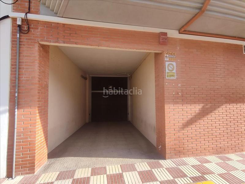 Foto 355fd149-a05d-4adf-b81d-b20de305d387. Parking voiture dans papa joan xxiii dans Tavernes de la Valldigna