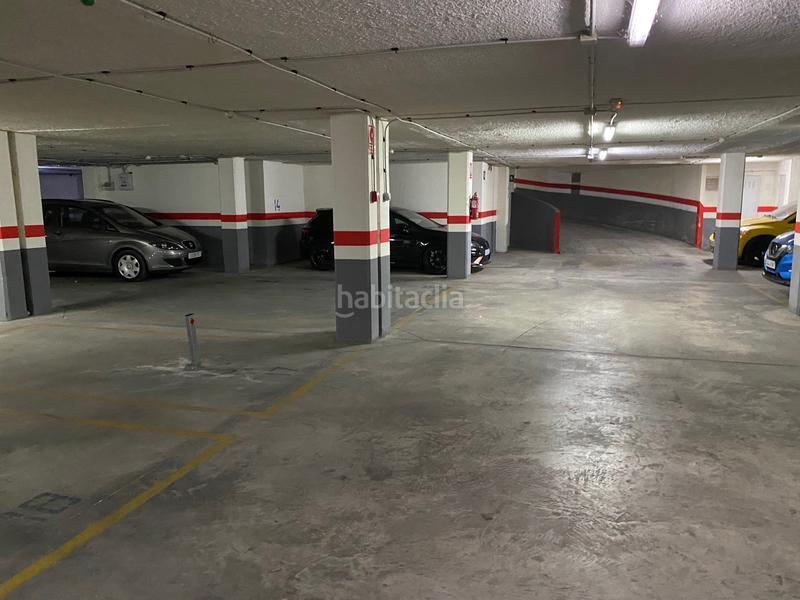 Foto 586ef24e-2400-44b8-a858-08fc58138c48. Parking voiture dans papa joan xxiii dans Tavernes de la Valldigna