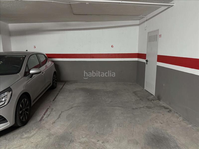 Foto 0a7f43d5-3875-4e81-9dc7-4b2297640f72. Autoparkplatz in parroco berenguer in Real de Gandía