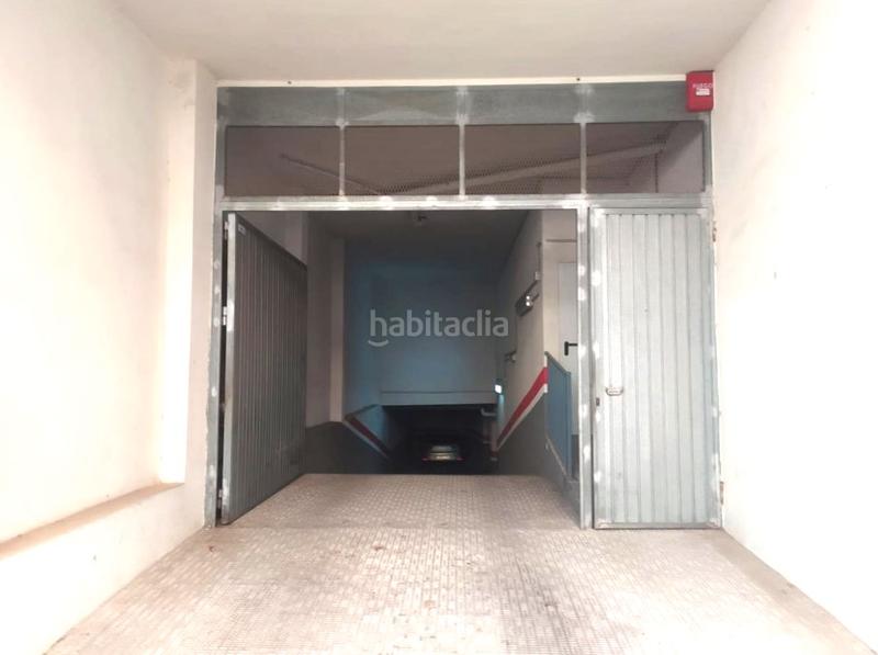 Foto d405a32d-9c22-465e-ad31-4820fe904454. Autoparkplatz in parroco berenguer in Real de Gandía