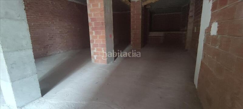 Foto 5a79c74c-7eb1-4bd8-a5bb-23880c335b09. Local commercial dans joan fuster 1 dans Carcaixent