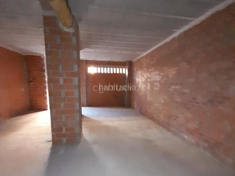 Foto 6555e51e-d88d-4972-bda5-9b9bbe460f4f. Local commercial dans joan fuster 1 dans Carcaixent