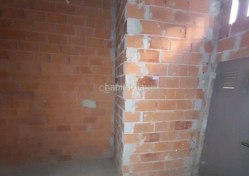 Foto 7b1f5a42-4590-42ea-b472-a0fa35d2ce65. Local commercial dans joan fuster 1 dans Carcaixent