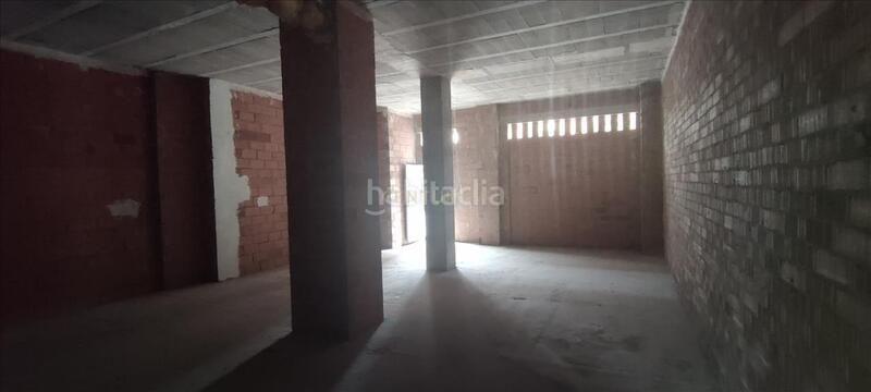 Foto ae34dcde-cc0d-4b0e-89e1-45fa0e02dd53. Local commercial dans joan fuster 1 dans Carcaixent