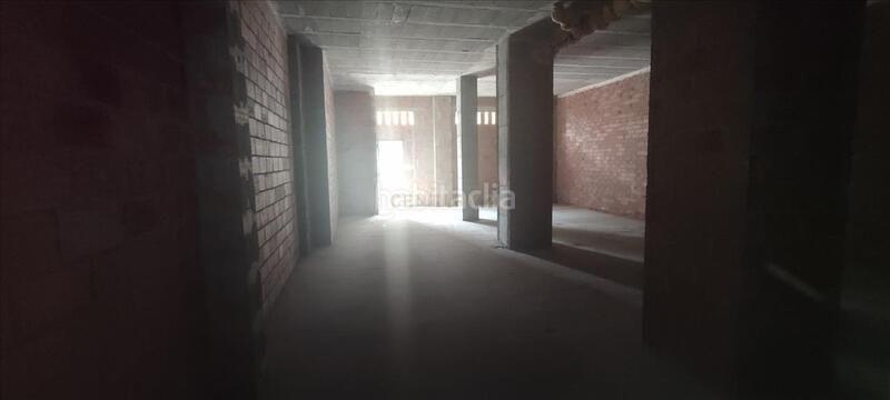 Foto be2e903a-27cf-4eea-b9f1-ce8f19f16062. Local commercial dans joan fuster 1 dans Carcaixent