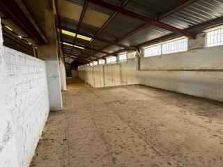 Bâtiment à usage industriel à Fornillers 2. Oportunidad única terreno de 20,000 metros cuadrados con amplia