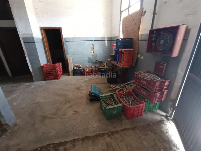 Foto 55e1dcd3-3629-4743-adbe-920a67c15e4e. Nau industrial a calvari del a Algemesí