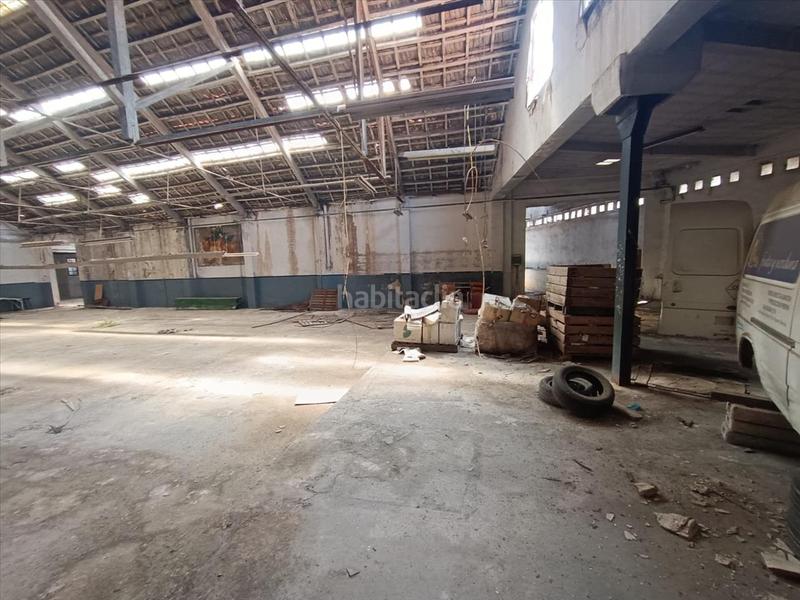 Foto ae7cea5a-0d70-41d4-90da-eb08cb993920. Nau industrial a calvari del a Algemesí