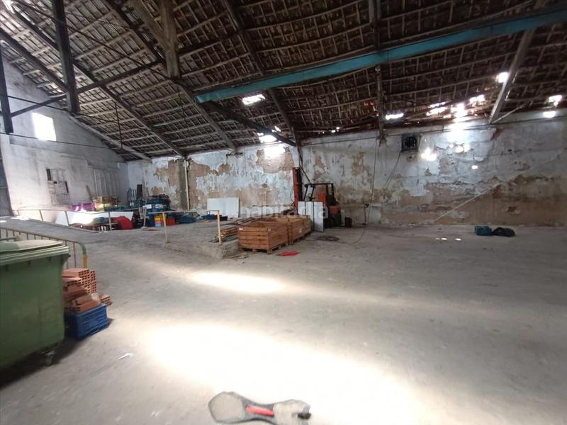 Foto d8deaf73-7e29-4d6a-8929-b6c30bf85a42. Nau industrial a calvari del a Algemesí