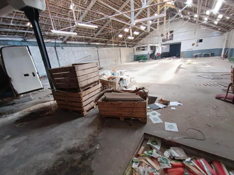 Foto f47ae7dc-583d-4eeb-b3e8-cc4da97430e5. Nau industrial a calvari del a Algemesí