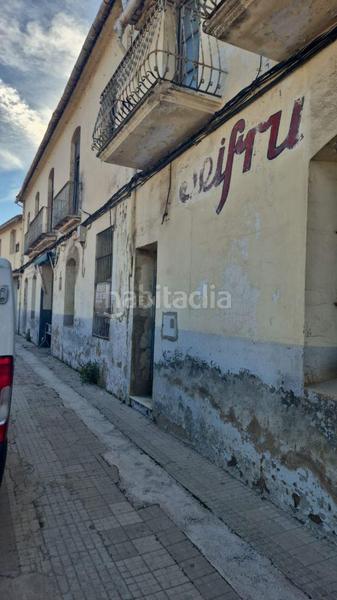 Foto f6ad84c7-09ce-40ed-b0cc-b7dad96f7d52. Nau industrial a calvari del a Algemesí