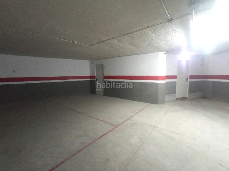 Foto a8e8614c-059a-4bb8-80f0-34d3f1f79e42. Autoparkplatz in parroco berenguer in Real de Gandía