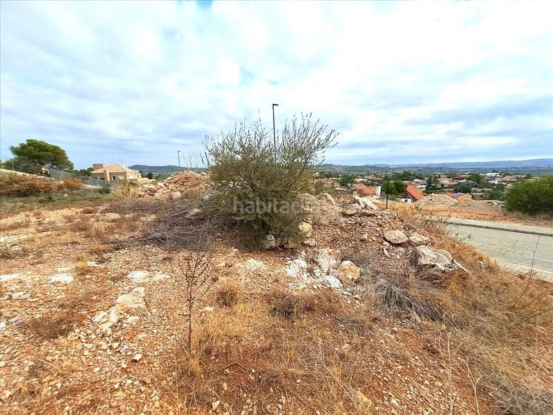 Foto b3e4a883-fc48-44cb-8a93-7181bab89ab6. Terrain résidentiel dans seda dans Montroy