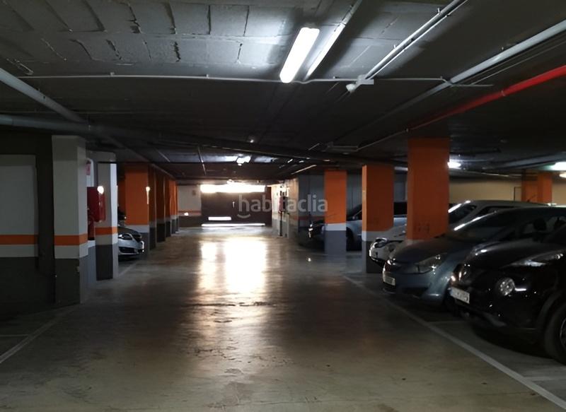 Foto ddb8588a-7832-4ef8-8ae6-c9f69673c81b. Parking voiture dans el puig dans Sotolivar-Mas del Rosari Paterna