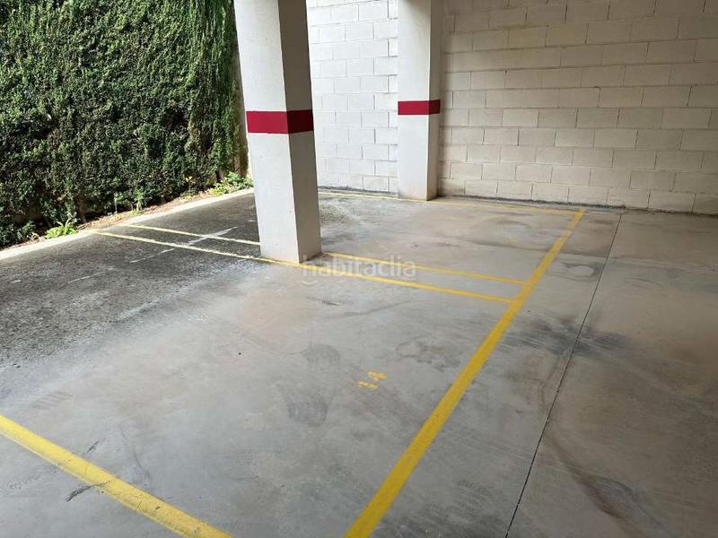 Foto 4565d303-6594-4d52-922a-9c2970acba6f. Aparcament cotxe a de la mediterranea a Piles