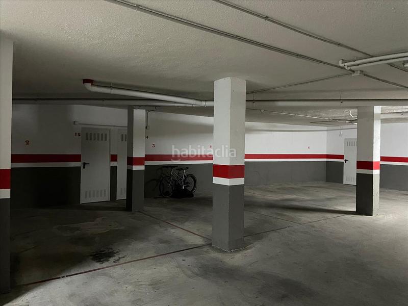 Foto bd70efd4-835d-49a9-818b-cd96aed84883. Autoparkplatz in parroco berenguer in Real de Gandía