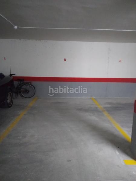 Foto 4bf89837-5d23-4b7b-8925-c43d92d2454e. Autoparkplatz in ceràmiques riba-roja in Riba - roja de Túria