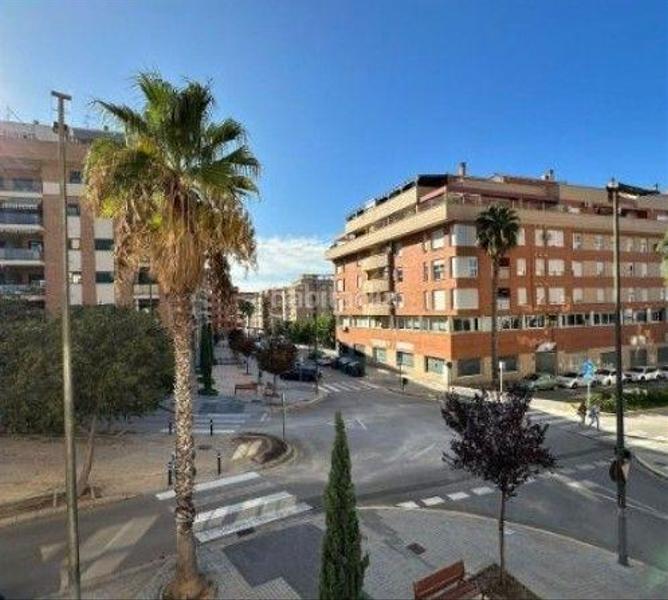 Foto b3e5a6e5-982b-41c0-b756-6194ee9e1bab. Apartament a pins dels a Parc Central Paterna