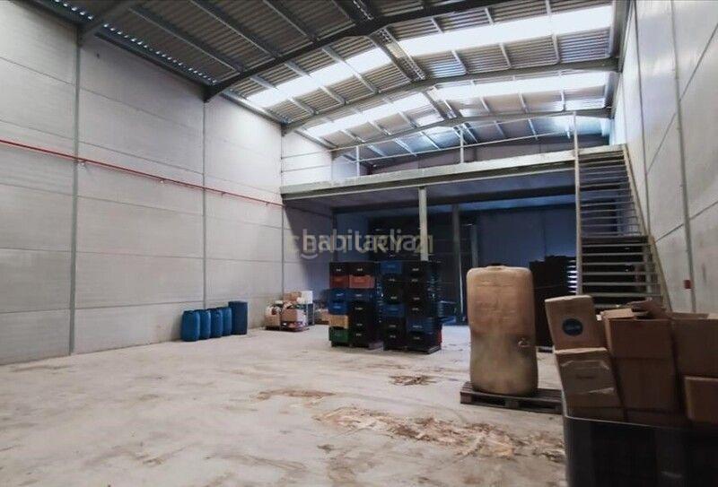 Foto 5e28d325-1edb-430e-95bc-ab6cb1bb789a. Bâtiment à usage industriel dans en proyecto 6 dans Quartell