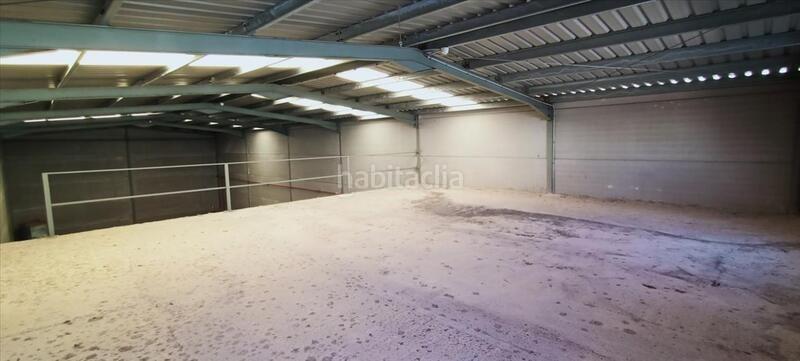 Foto c2cdf19f-0476-44f9-8134-cec6e3df37aa. Bâtiment à usage industriel dans en proyecto 6 dans Quartell