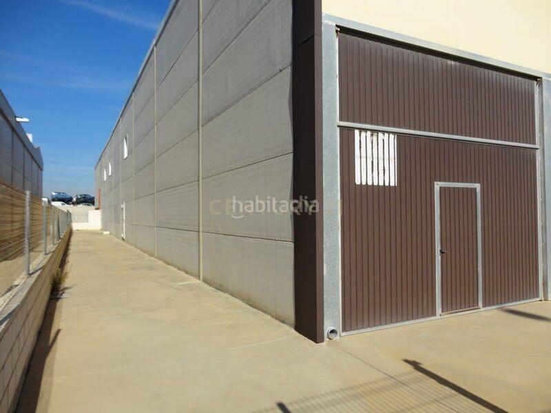 Foto 172be225-879a-4886-a0f5-0e1a961c0c7e. Bâtiment à usage industriel dans en proyecto 9 dans Quartell