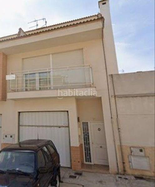 Foto 056de9cc-8268-451d-8c62-c9a451ec2e60. Casa a calle salvador redondo a Centro Chiva