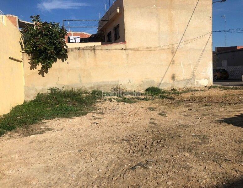 Foto 35f9c3f3-7e08-4fcd-b2da-cf655f2ed6e3. Solar industrial a sevilla 24 a Picassent