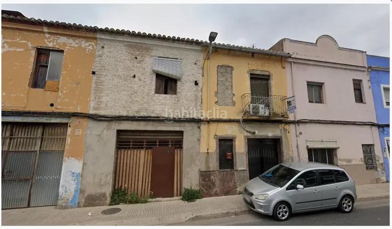 Foto bb7c0b3c-b197-434f-96bb-217cf0476713. Casa in av carcaixent nº 15 in Urbanitzacions i Pedanies Sud Alzira