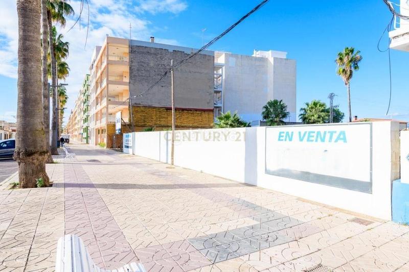 Foto d1493d99-a3b2-4d5d-91c2-e7e3557f44cd. Wohngrundstück in avinguda mallorca in Nules