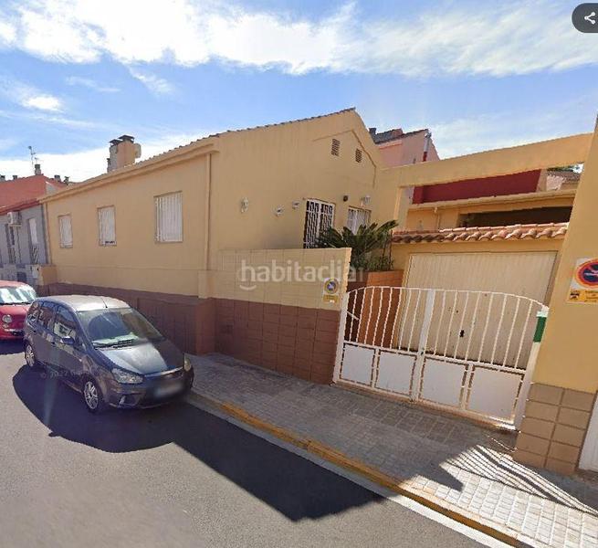 Foto ede91622-d597-4468-a5cd-7dc119fb7fe3. House in ex vpo adosado c/ ocho in Gavarda